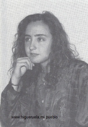 1994 dama de honor Julia