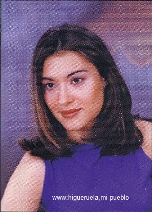 2002 Dama de honor Marisa